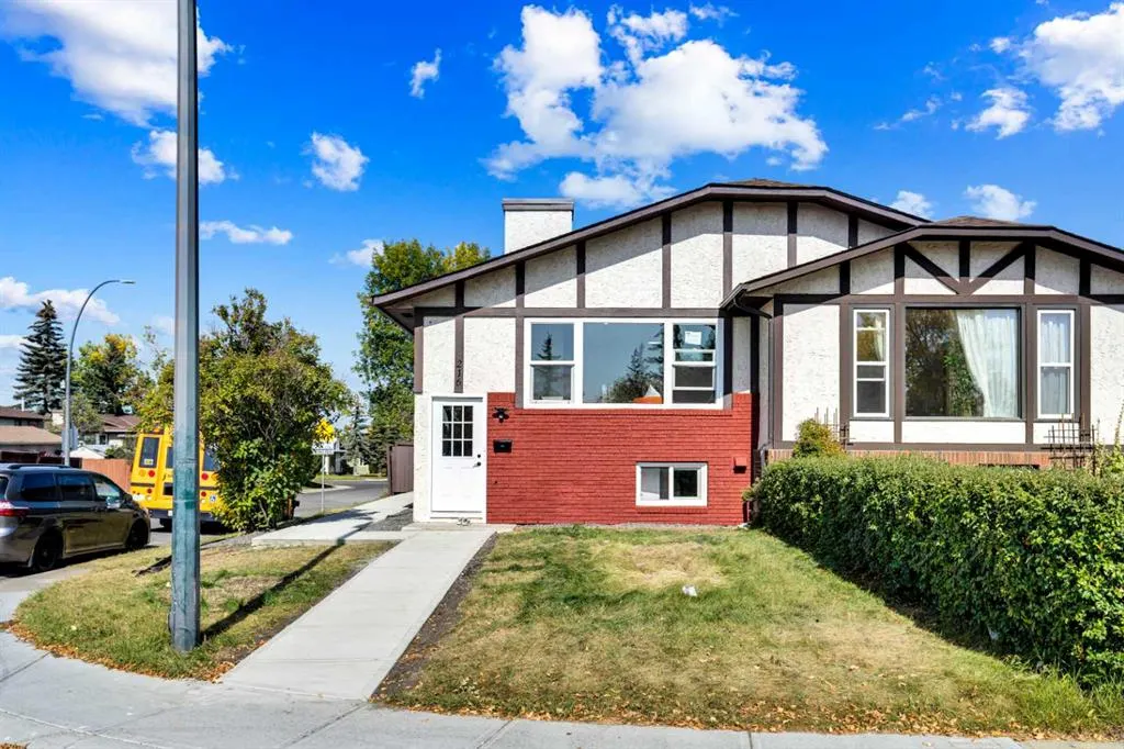 216 Templevale Road NE
