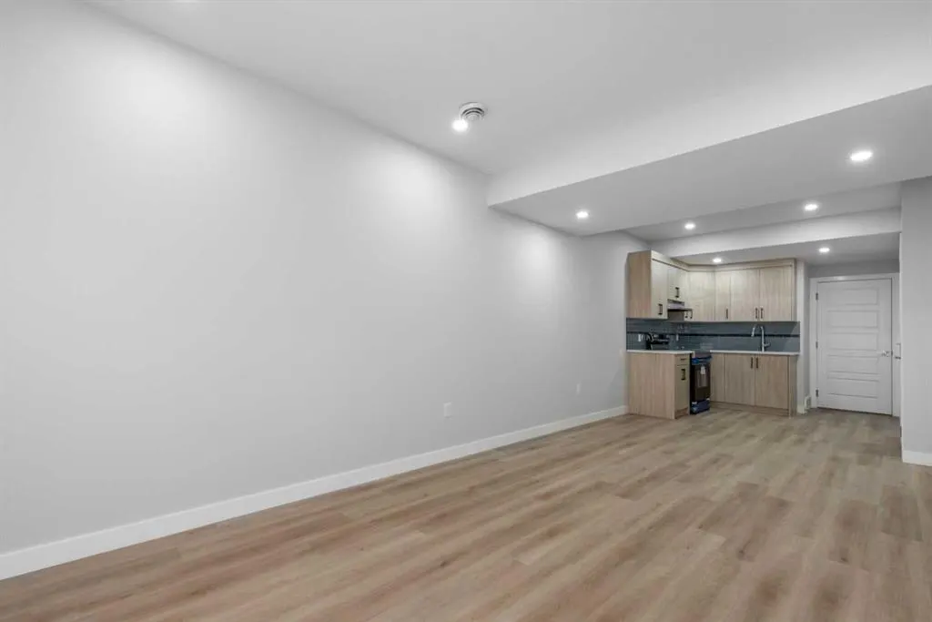 155 Legacy Reach Park SE