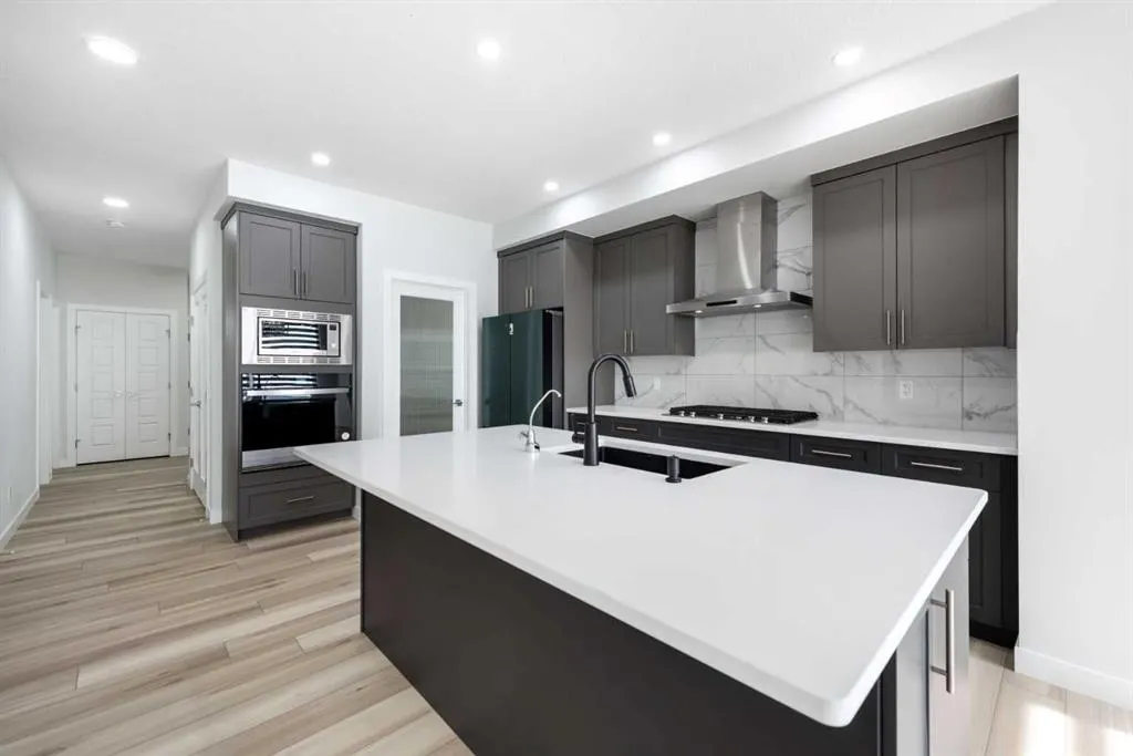 155 Legacy Reach Park SE