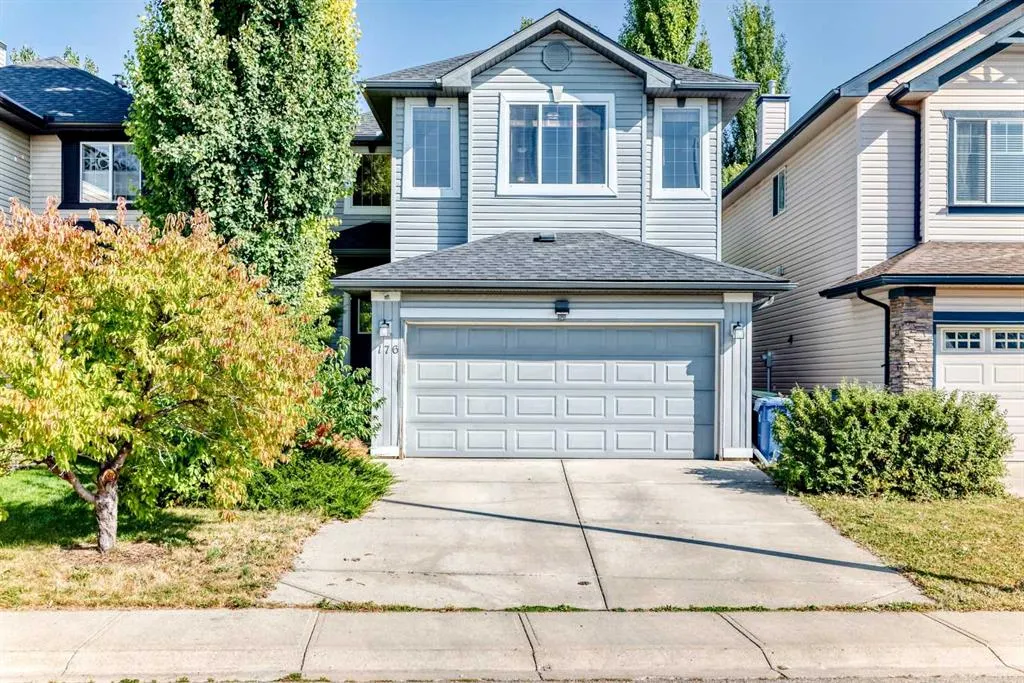 176 Cranwell Crescent SE