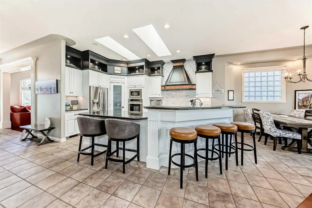 174 Royal Terrace NW