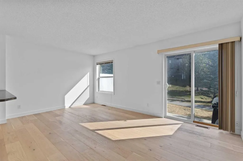 85 Panatella Villas NW