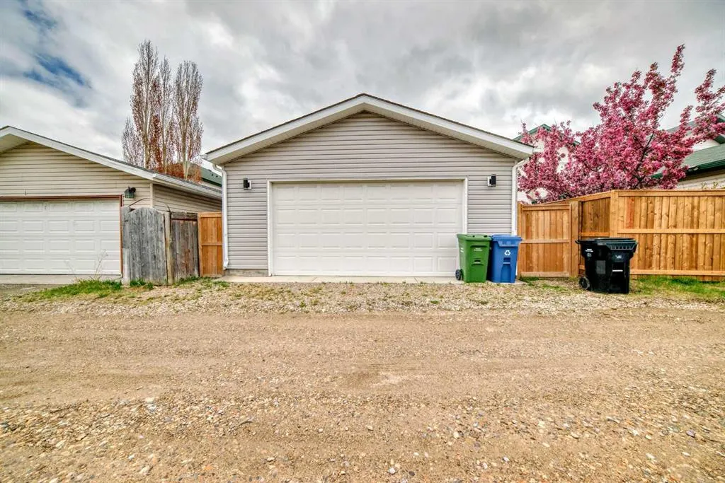 28 Country Hills Manor NW