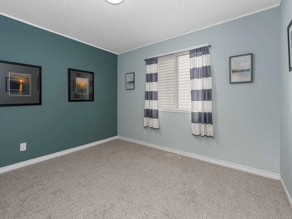 323 Bridlewood Circle SW