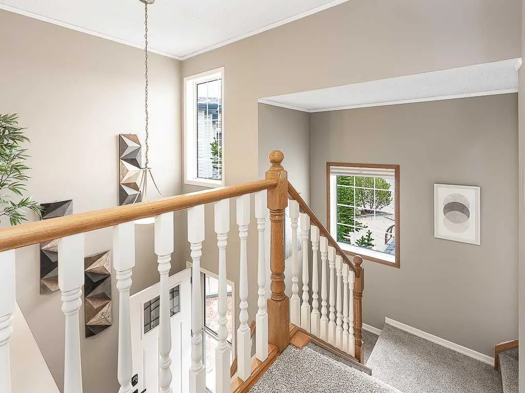 323 Bridlewood Circle SW