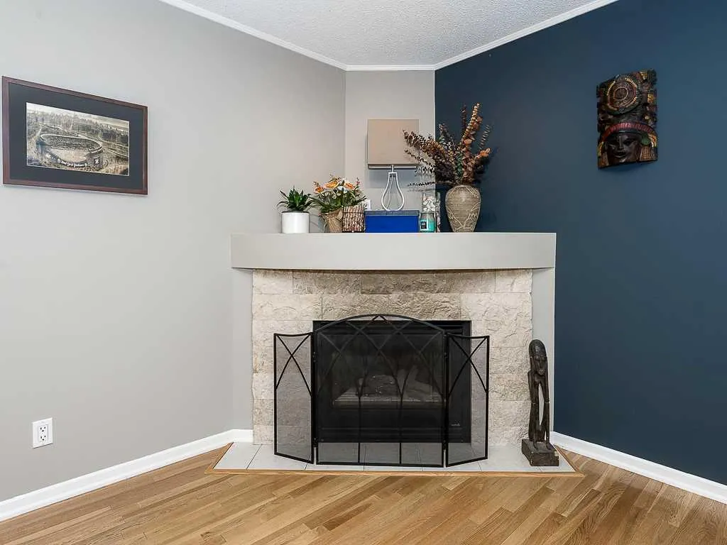 323 Bridlewood Circle SW