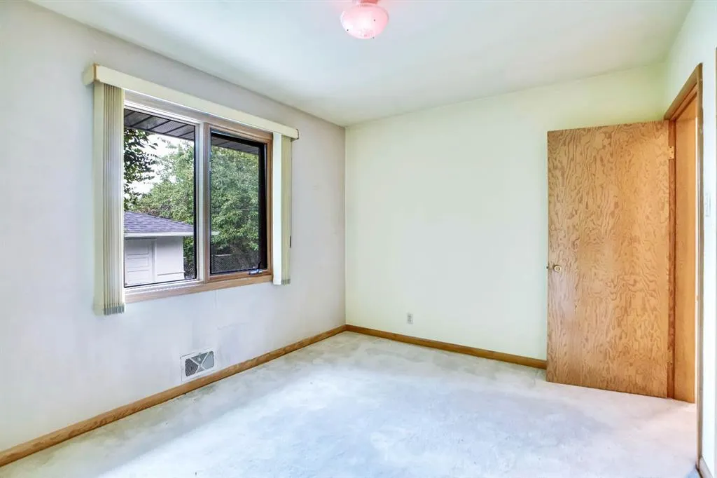 1956 Kelwood Drive SW