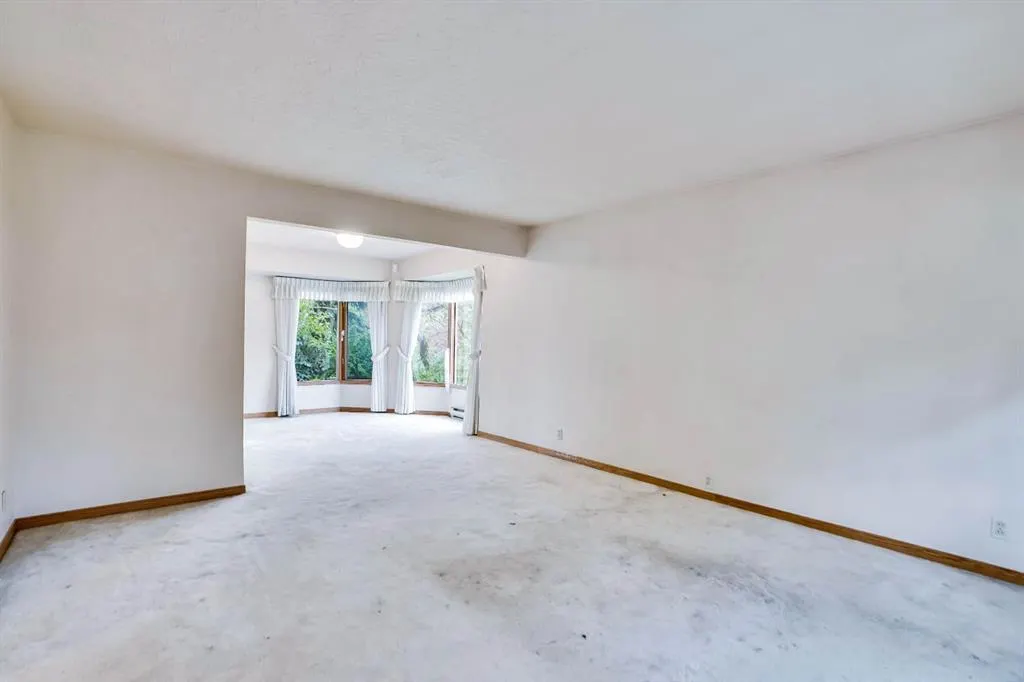 1956 Kelwood Drive SW