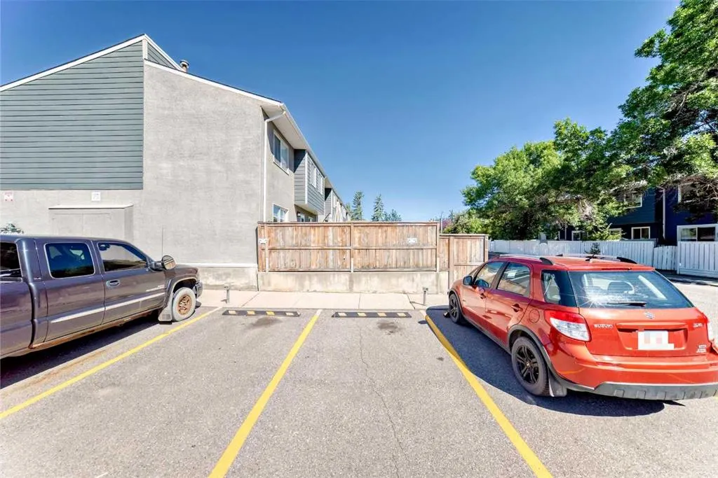 219 90 Avenue SE, #99