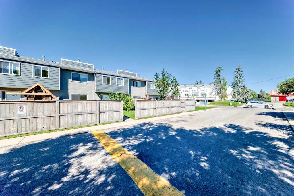 219 90 Avenue SE, #99