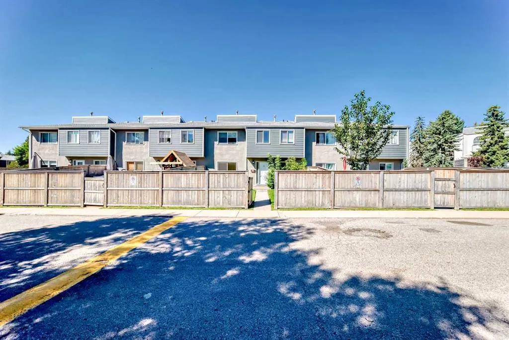 219 90 Avenue SE, #99