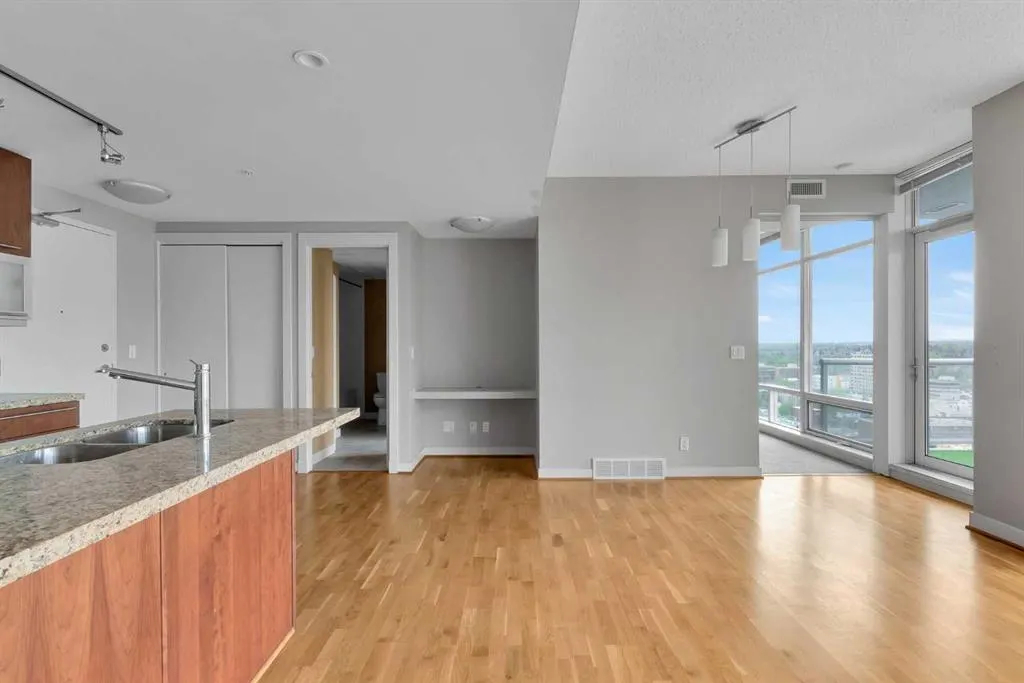 215 13 Avenue SW, #1903