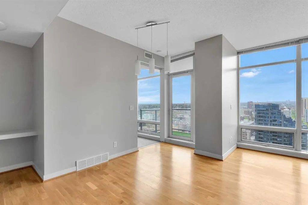 215 13 Avenue SW, #1903