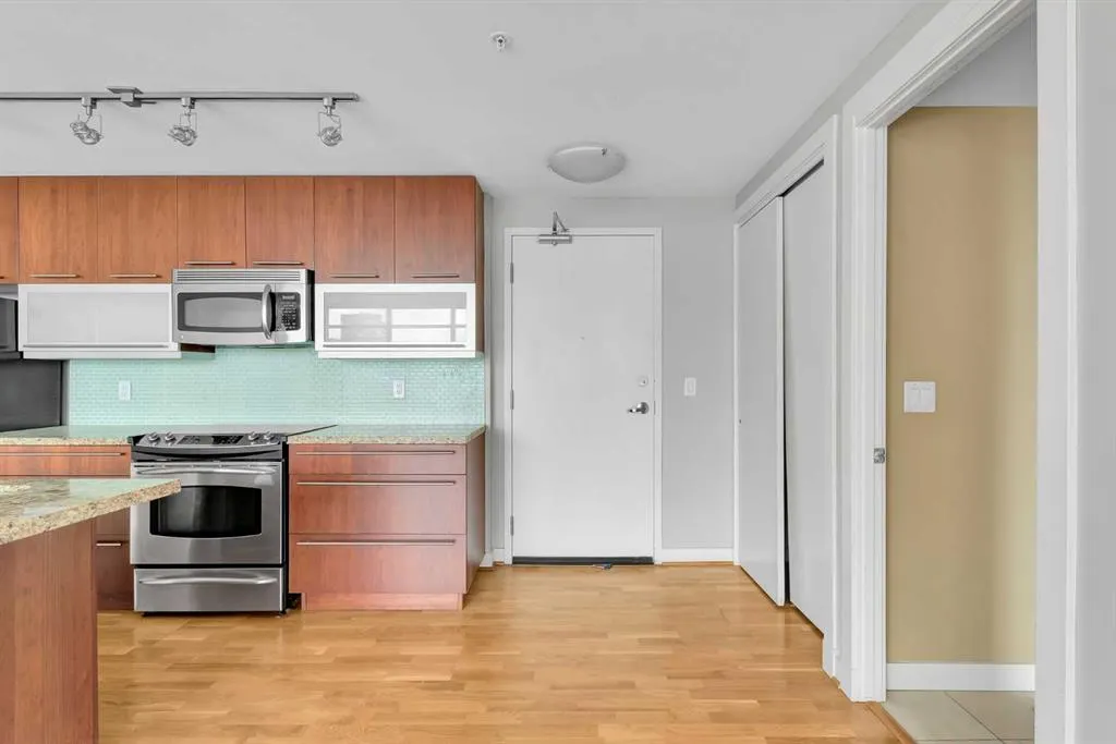 215 13 Avenue SW, #1903