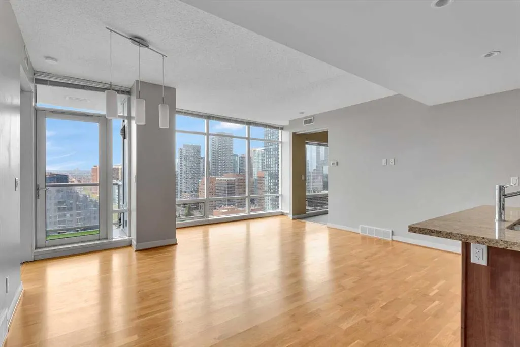 215 13 Avenue SW, #1903