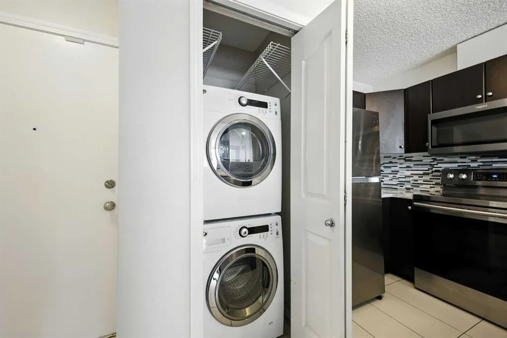 1053 10 Street SW, #805