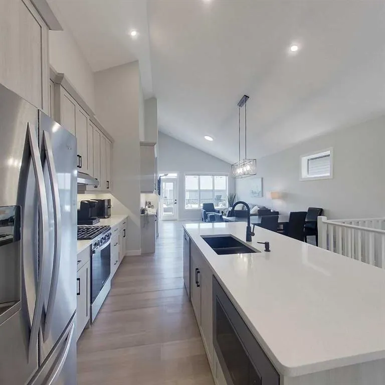 184 Precedence Hill