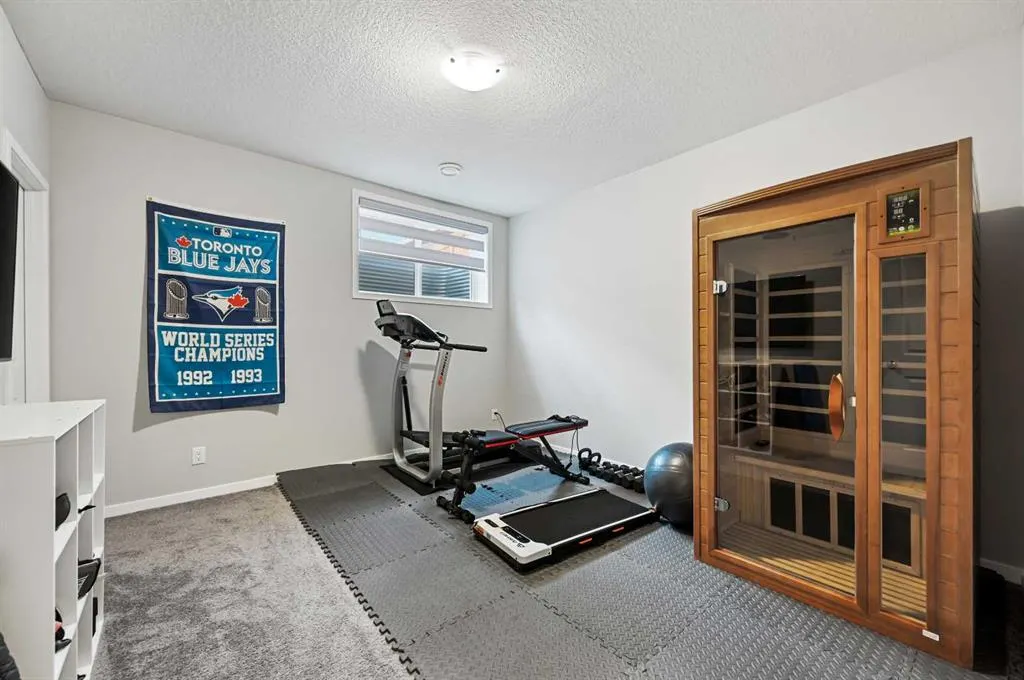 856 West Lakeview Drive