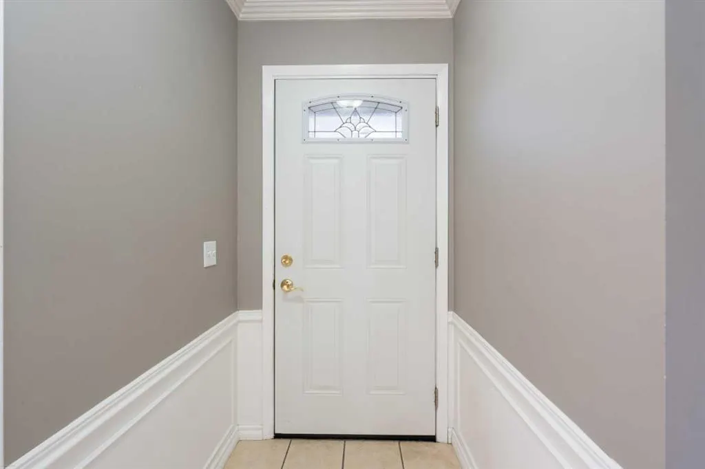 39 Bearberry Crescent NW