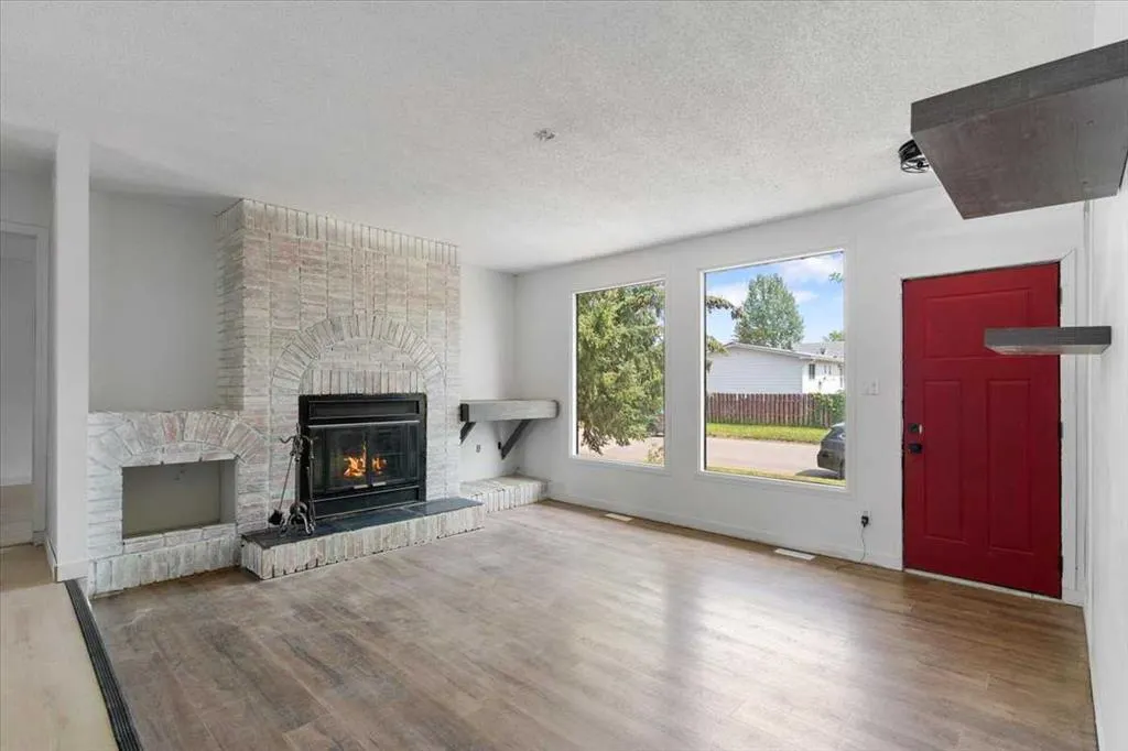 10407 103 Avenue