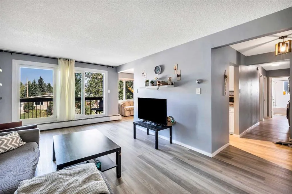11445 41 Avenue NW, #303