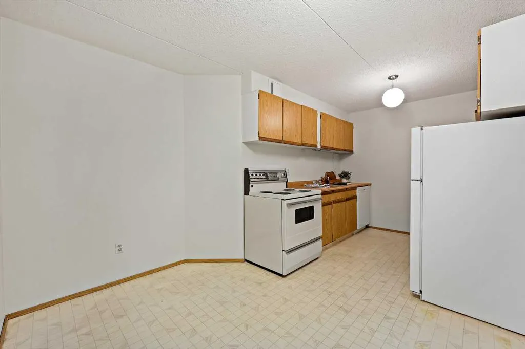 5204 Dalton Drive NW, #503