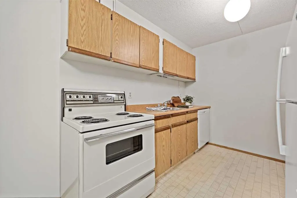 5204 Dalton Drive NW, #503