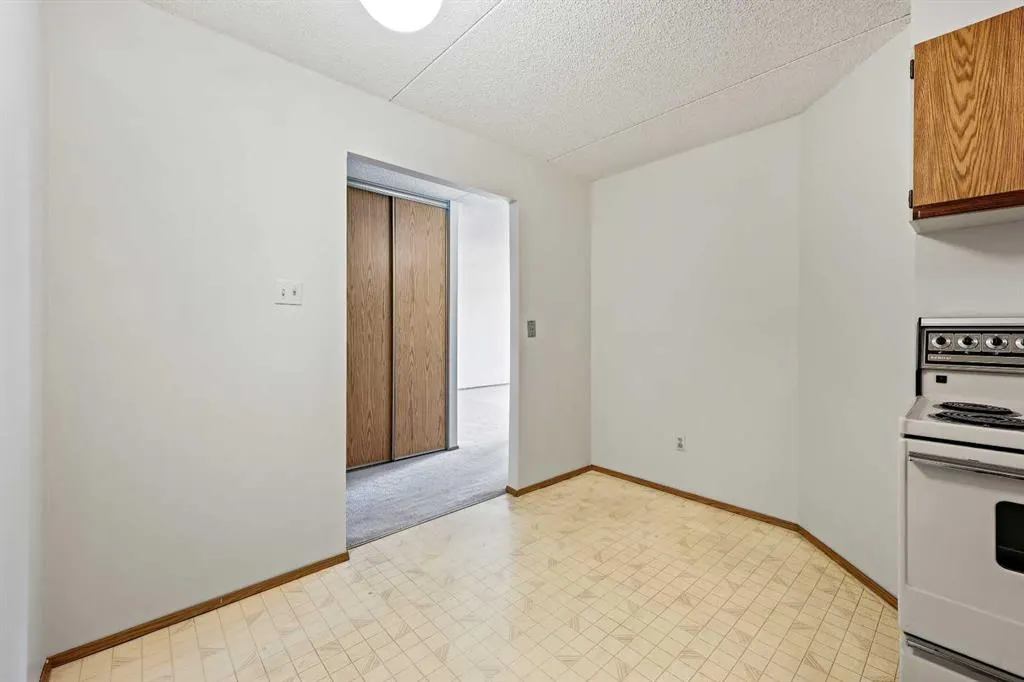 5204 Dalton Drive NW, #503