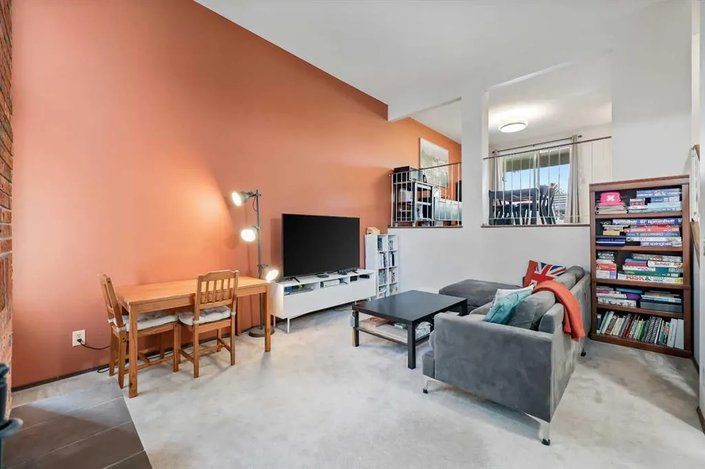 5400 Dalhousie Drive NW, #76