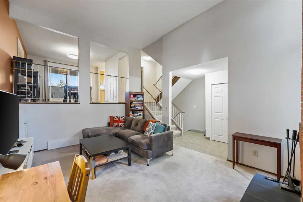 5400 Dalhousie Drive NW, #76