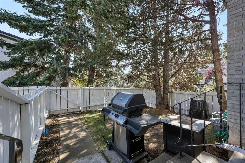 5400 Dalhousie Drive NW, #76