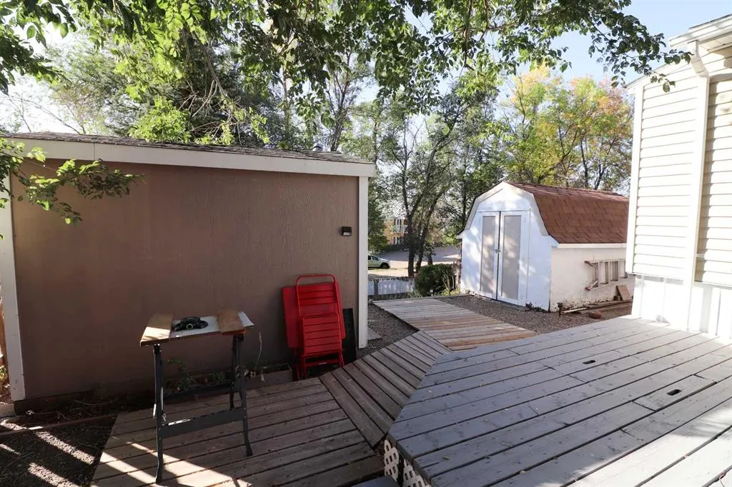 25 De Havilland Boulevard SW
