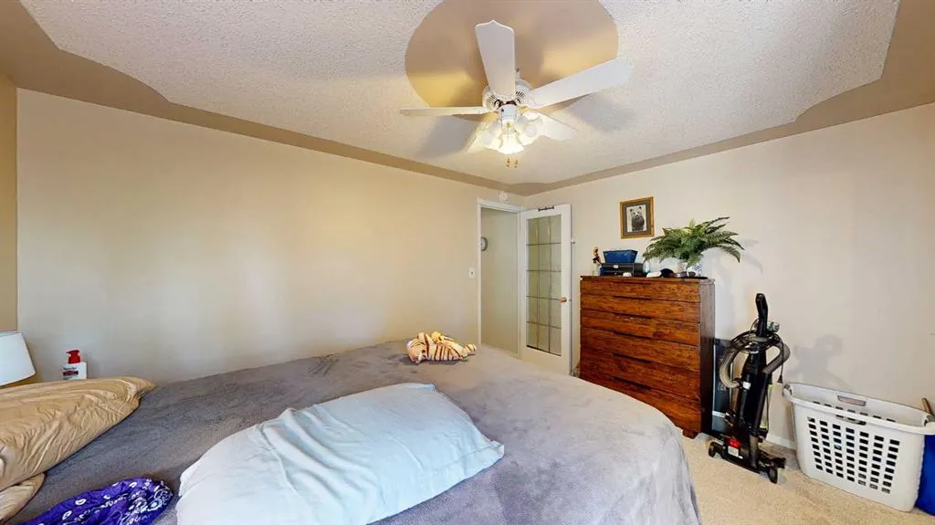 25 De Havilland Boulevard SW