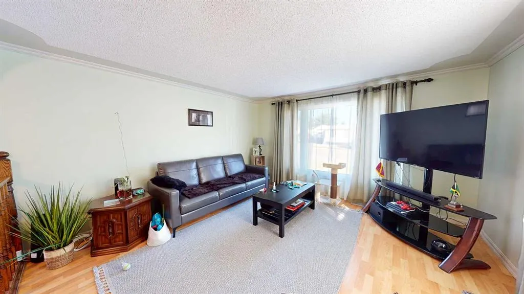 25 De Havilland Boulevard SW