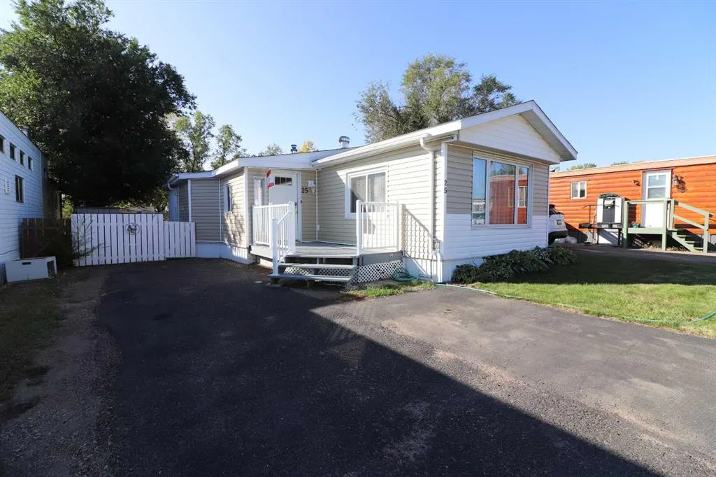 25 De Havilland Boulevard SW