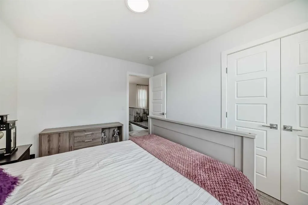 171 Red Sky Crescent NE