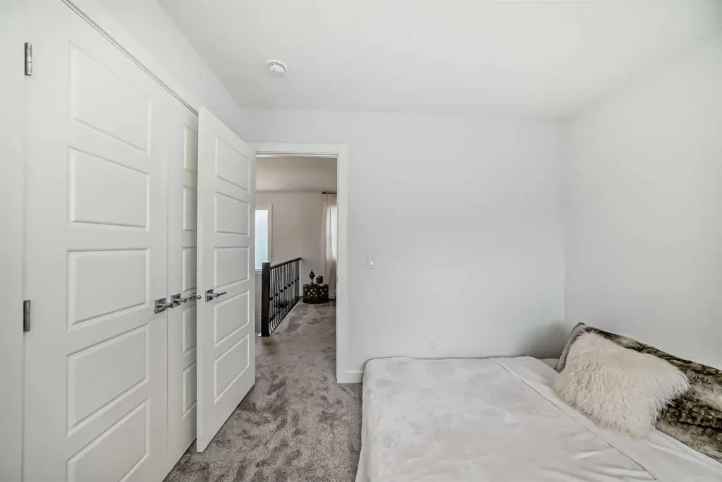 171 Red Sky Crescent NE