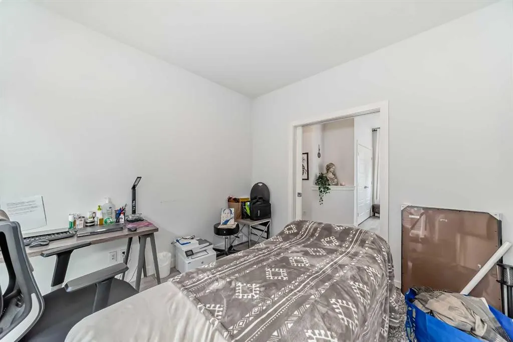 171 Red Sky Crescent NE