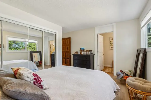 343 Canterbury Drive SW