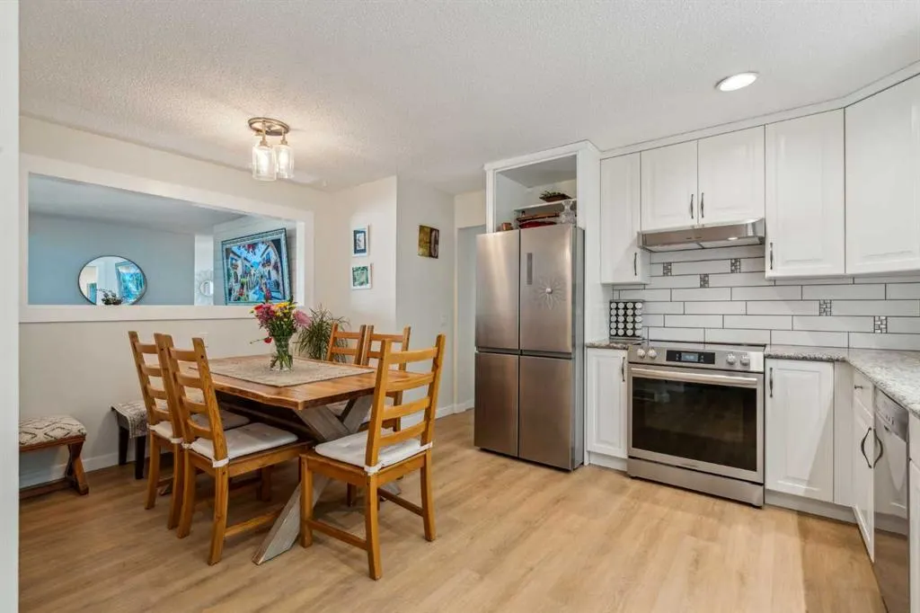 343 Canterbury Drive SW