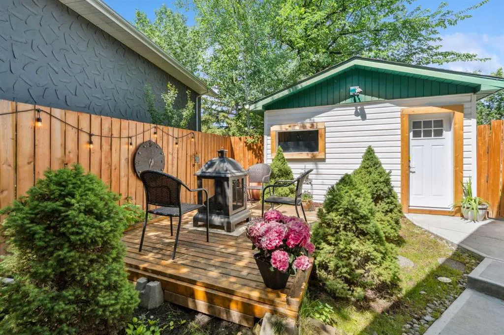 343 Canterbury Drive SW