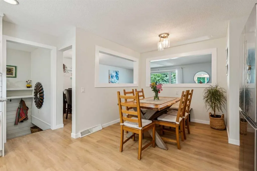 343 Canterbury Drive SW