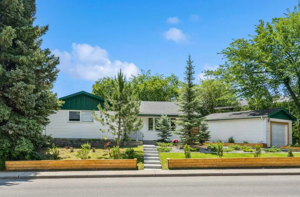 343 Canterbury Drive SW