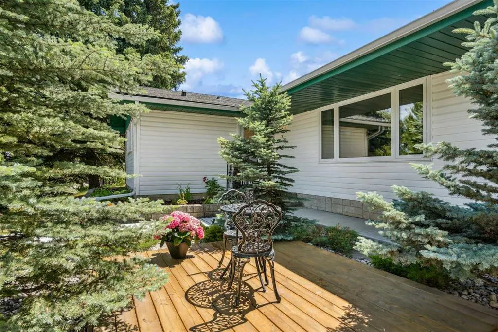 343 Canterbury Drive SW