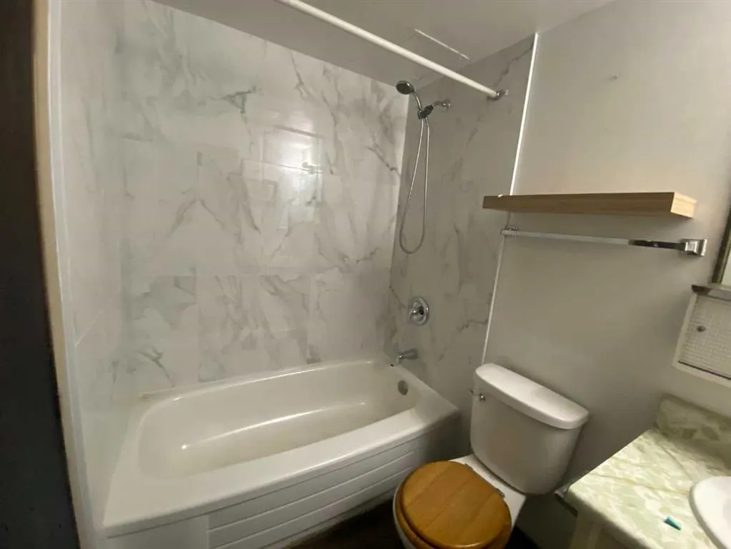 2410 14 Street SW, #b1-312