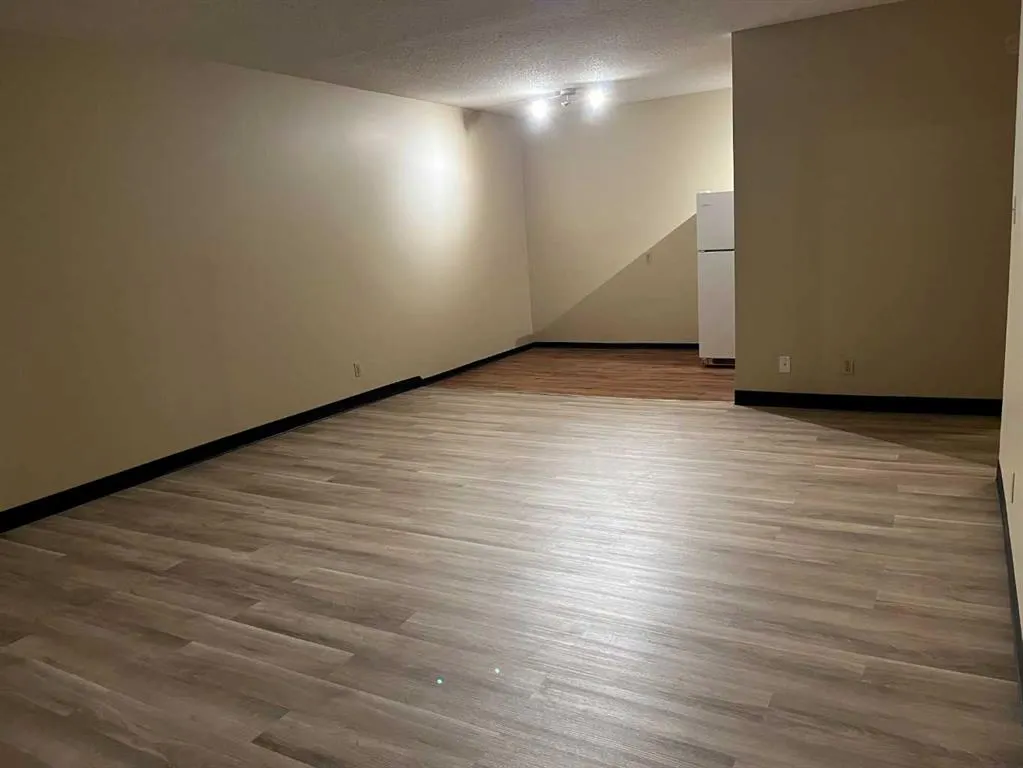 2410 14 Street SW, #b1-312