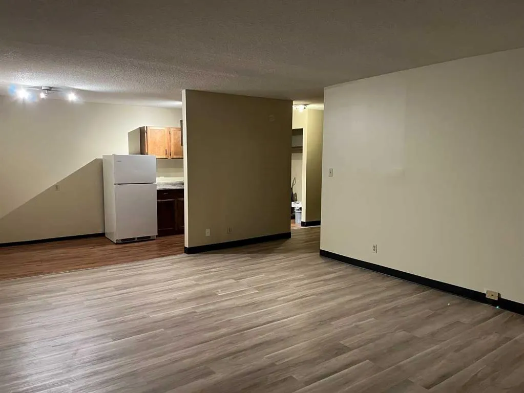2410 14 Street SW, #b1-312