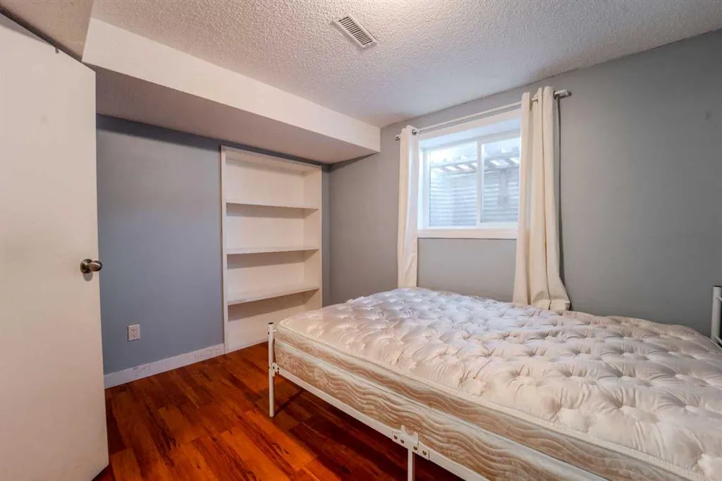 26 Elston Place