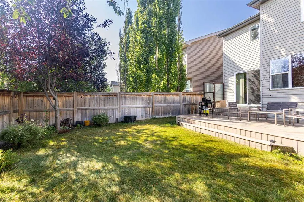 36 Aspen Hills Close SW