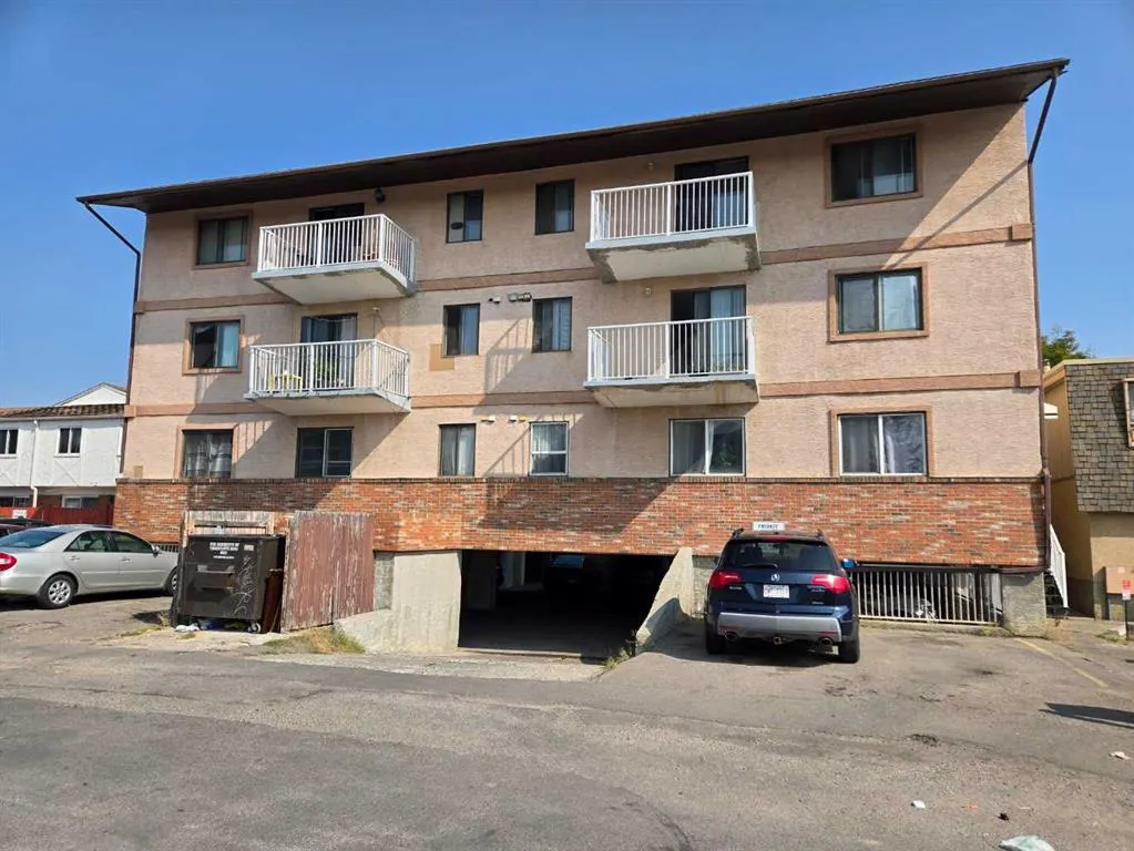 6825 Centre Street NW, #302